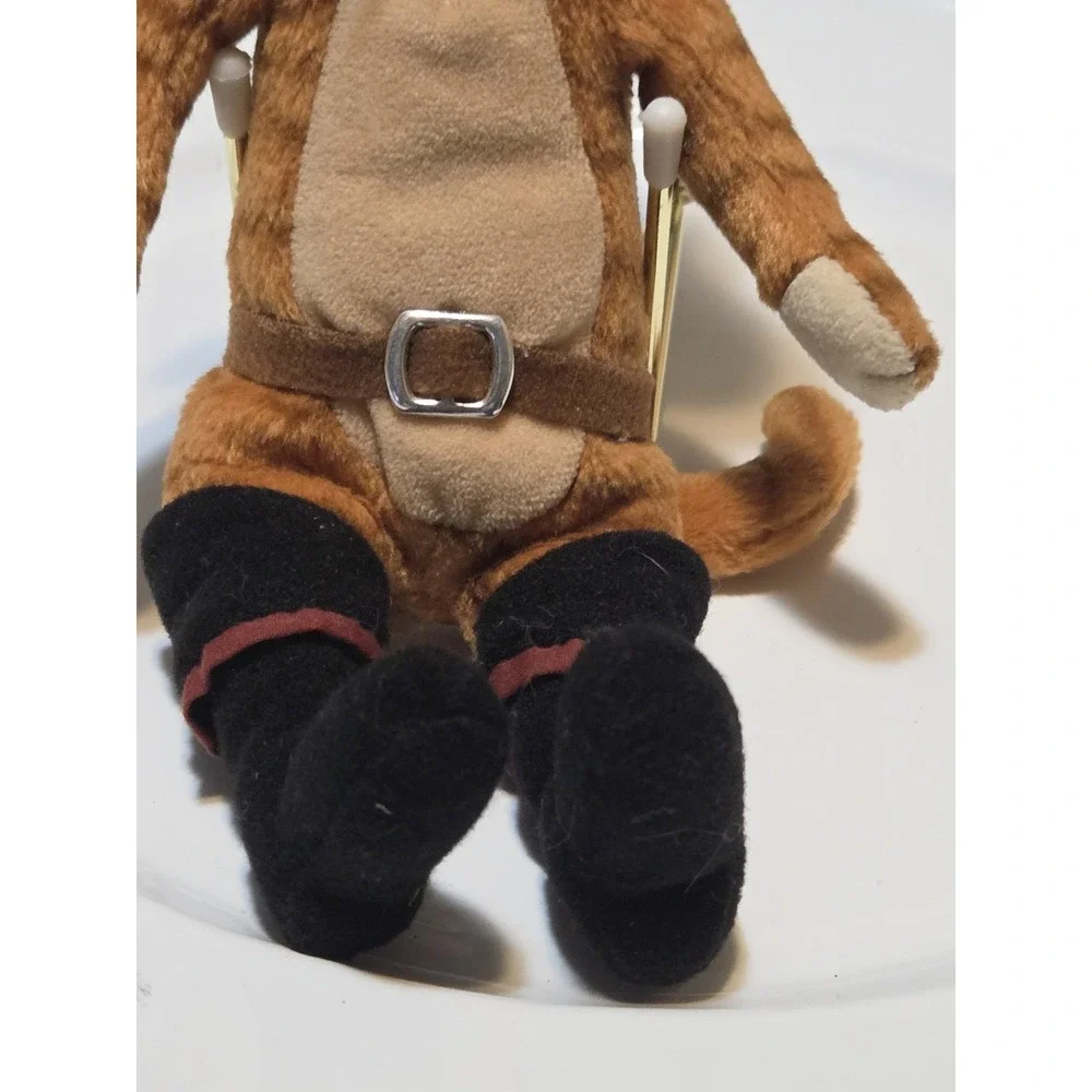 Ty Beanie Baby plush toy of the character Puss in Boots, 2007 Shrek Movie Disney